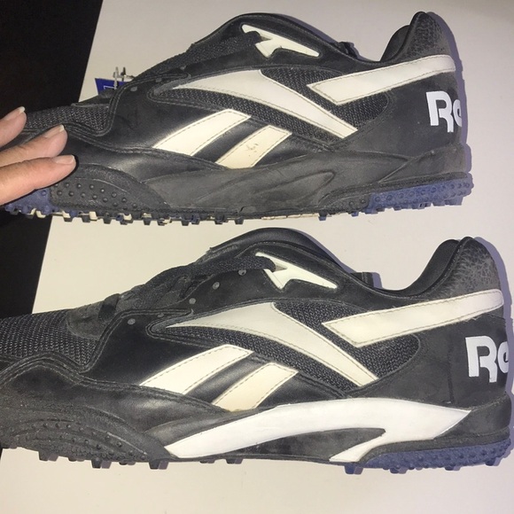 NWT Men’s Reebok Wet Low II Football Sneakers main image 9